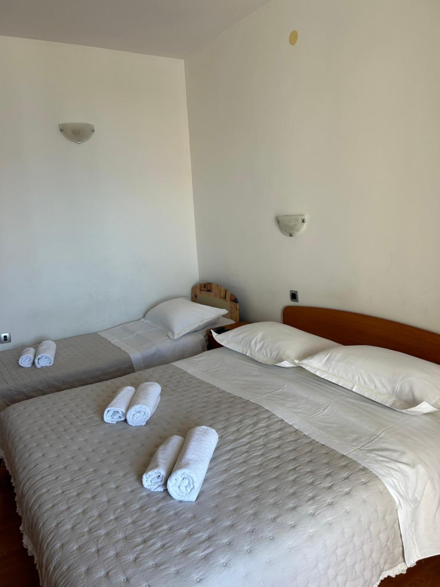 Apartmani Baki Ποντστράνα Εξωτερικό φωτογραφία